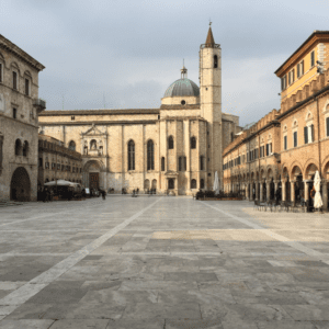 Ascoli_Piceno_piazza_del_Popolo